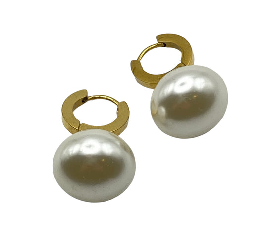 "PHOENIX" gold plated hoop earrings with a single statement pearl