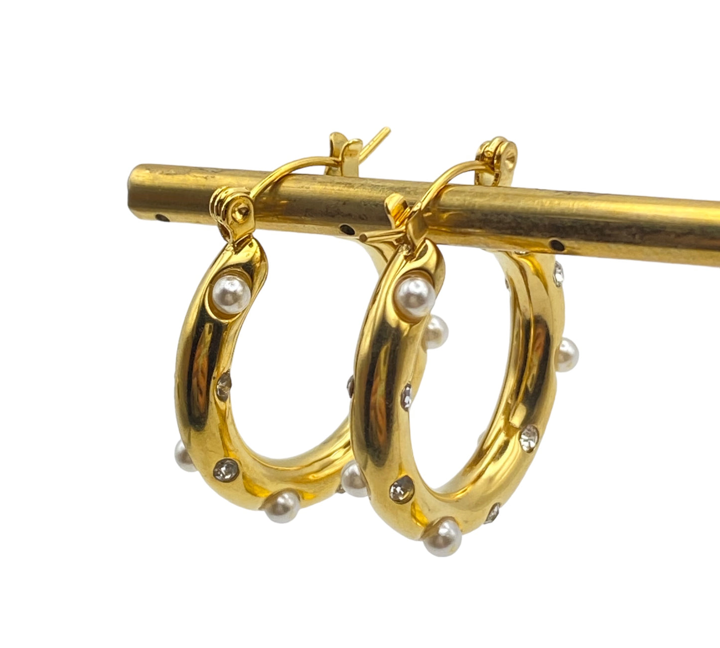 "ARCTIC" gold plated hoop earrings with zirconia and pearls