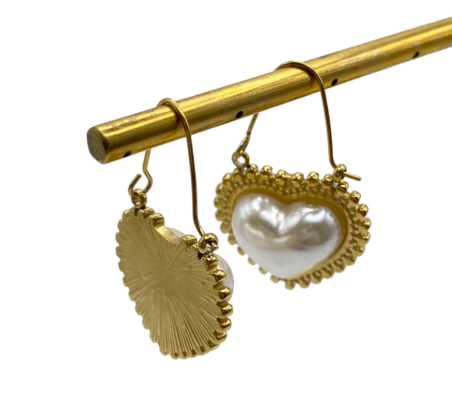 "OLIVIA" gold plated heart shaped earrings with pearl