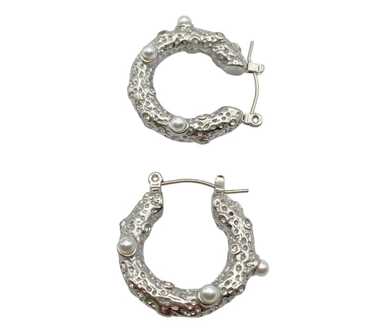 "HERA" silver colored hoops with pearl and clear zirconia